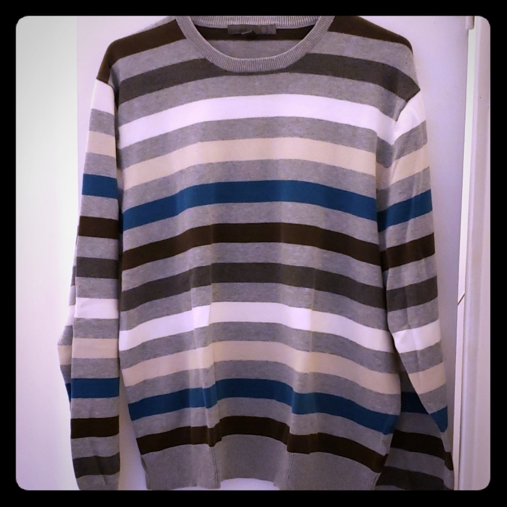 Old Navy Gray multicolored striped sweater